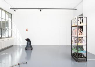 Installation shot of the work Resonating Ceramics – from 20 Hz to 1280°C by Raphaëlle Mueller 