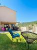 Filou, casa-jardín, Spain